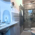 לינה וארוחת בוקר La Fontanina סיינה